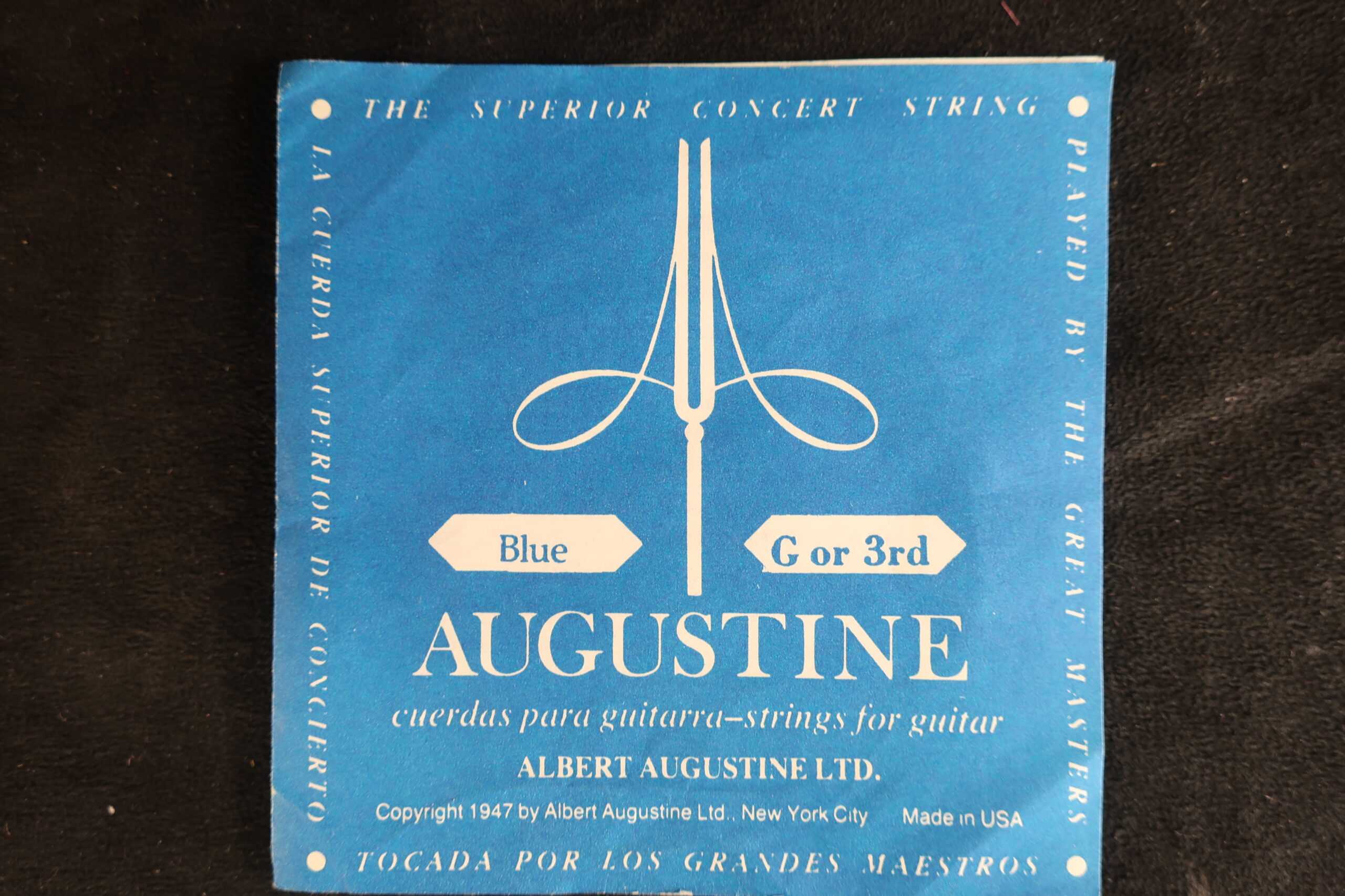 Corde_pour_Guitare_Classique_-_Augustine_bleu_Sol_G3
