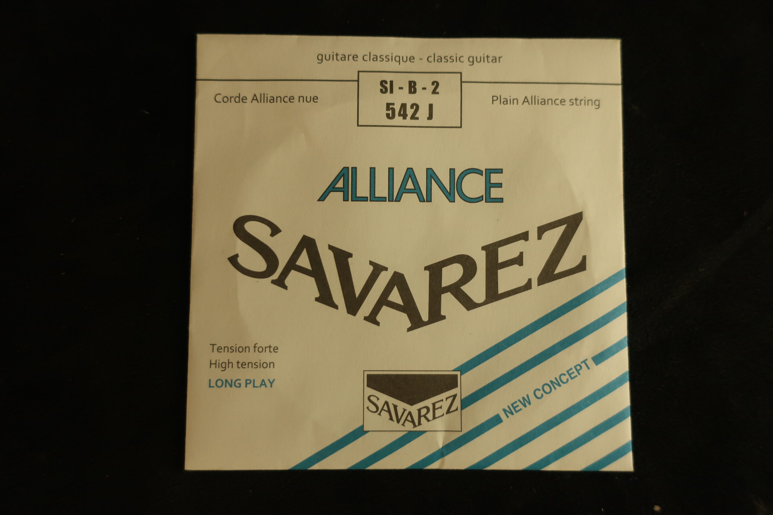 Corde_pour_Guitare_Classique_-_Savarez_Alliance_-Si2_bleu