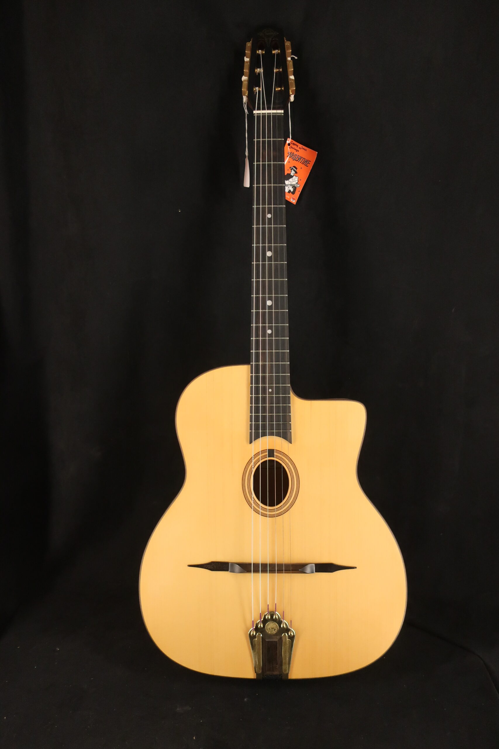 Guitare  jazz manouche Altamira MD 1