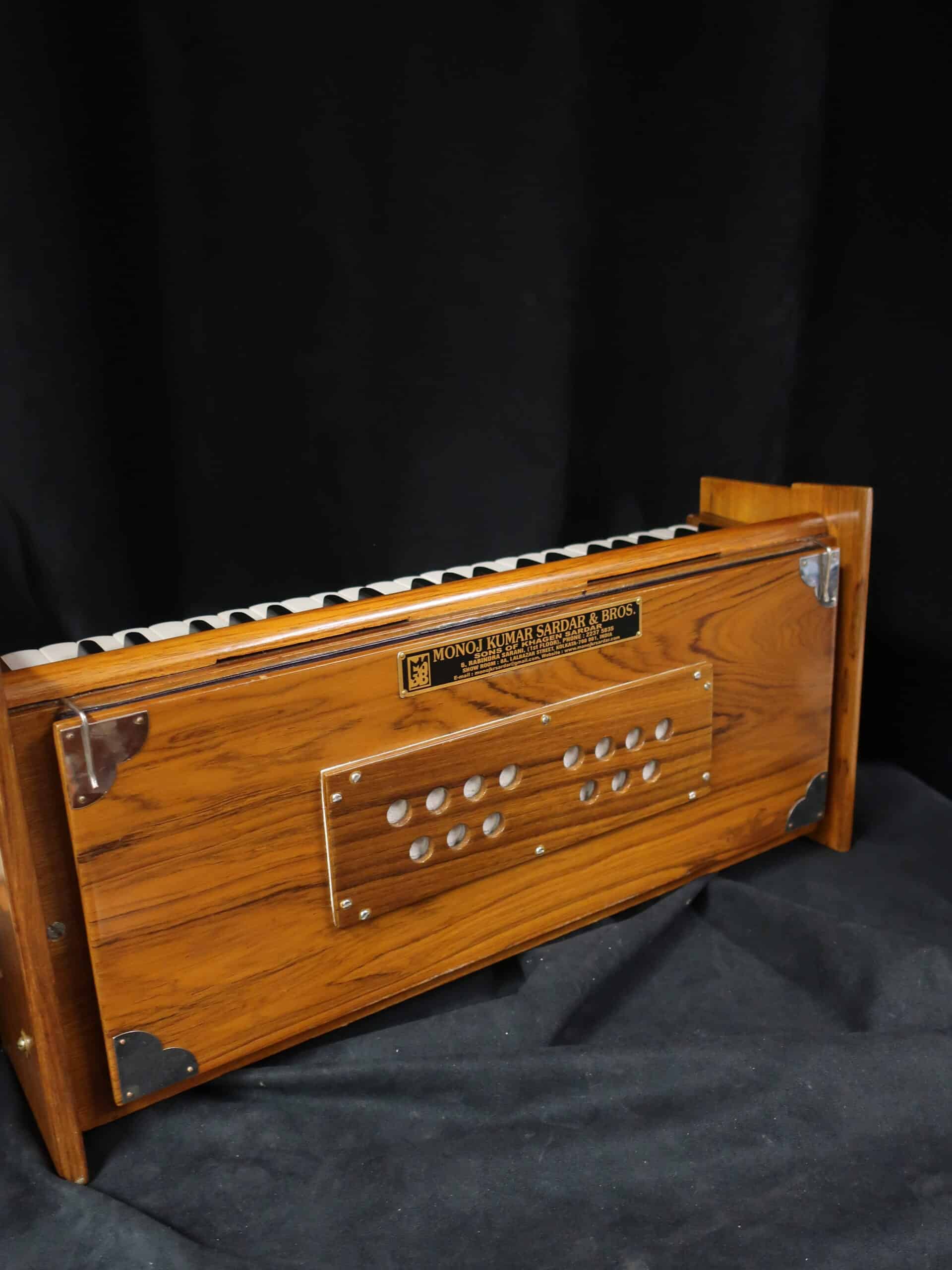 harmonium indien-modèle dolcetina pick et boch
