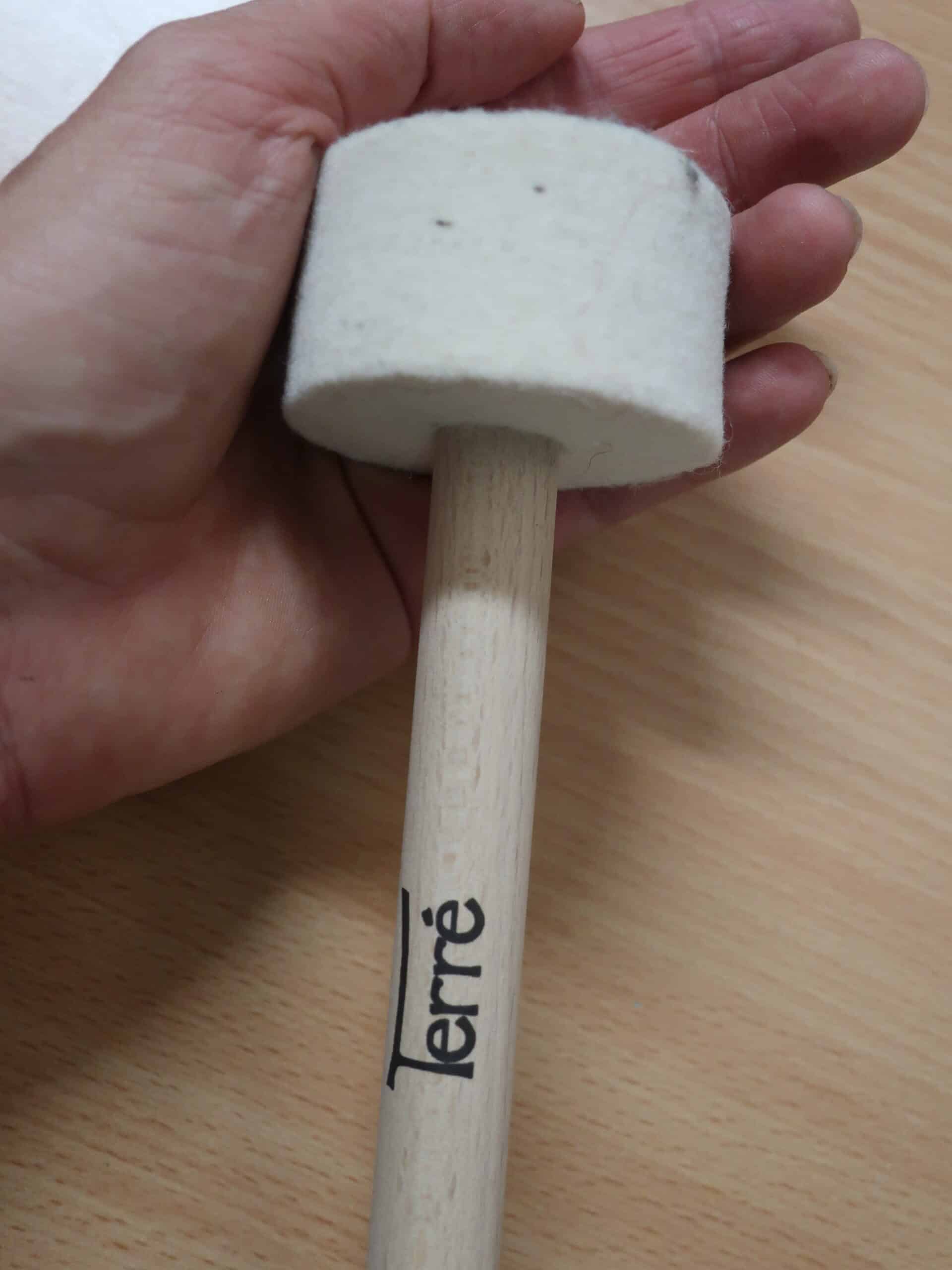 MAILLOCHE POUR BOL EN FEUTRINE 5 CM