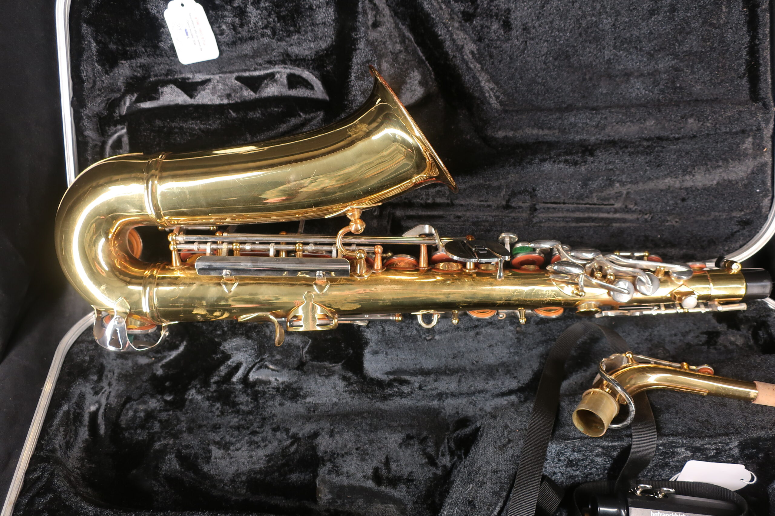 Saxophone alto en laiton de Conn Modèle 20 M 2