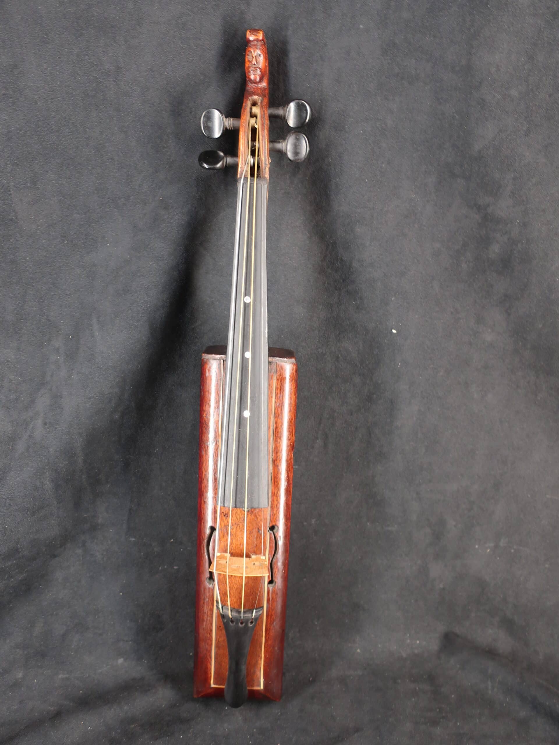 Violon pochette forme bateau ancien