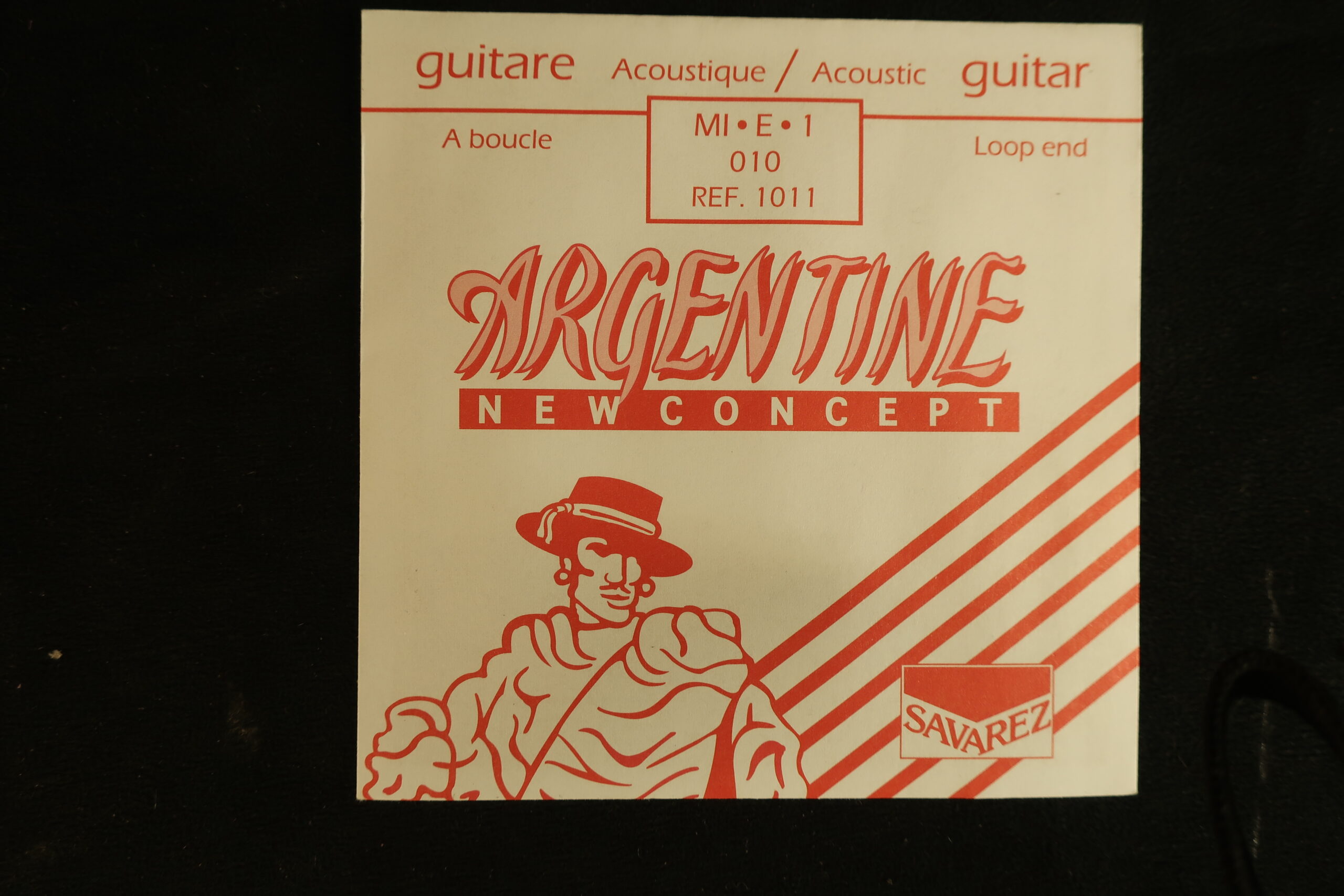 Corde_pour_Guitare_acoustique_-Argentine-_Mi-E1___boucle