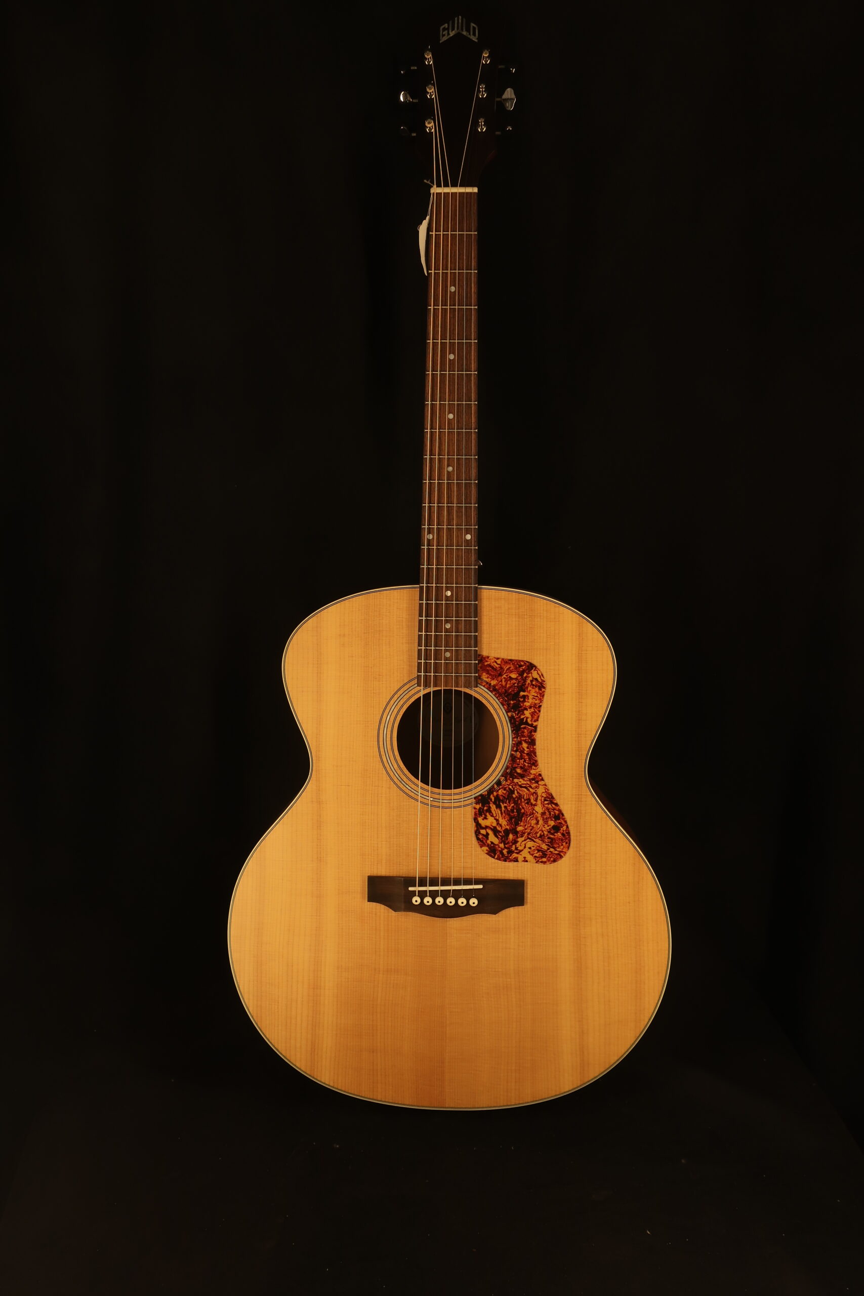 Guitare Folk Guild F240E Jumbo 1