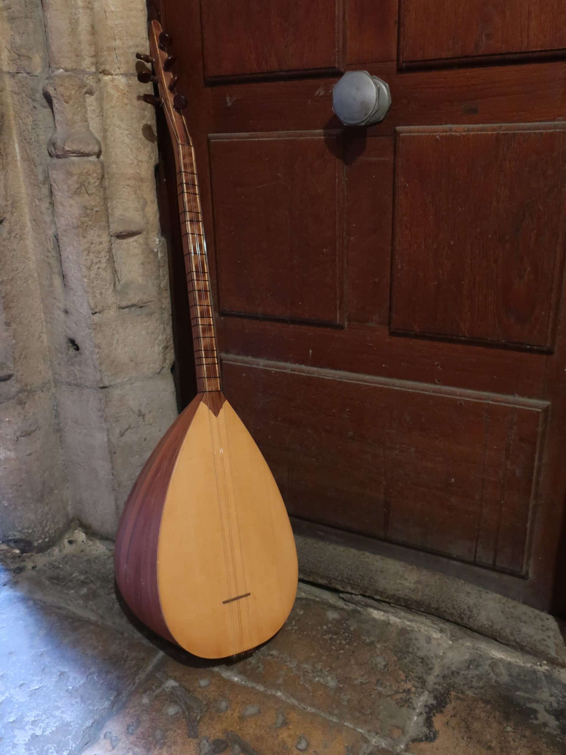 BAGLAMA SAZ D IRAN - MODELE DE CONC