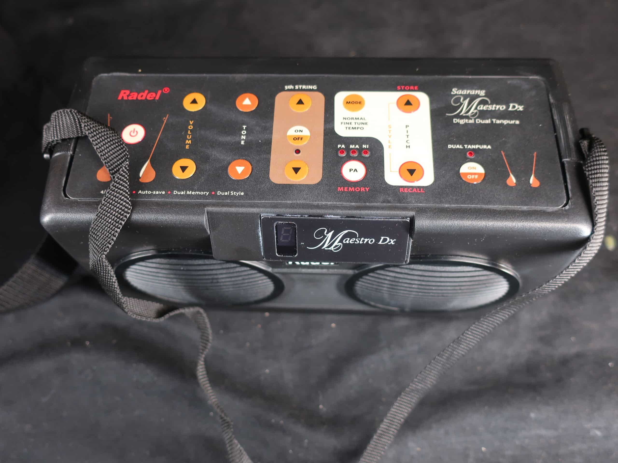 Tampoura electronique Maestro Radel en housse