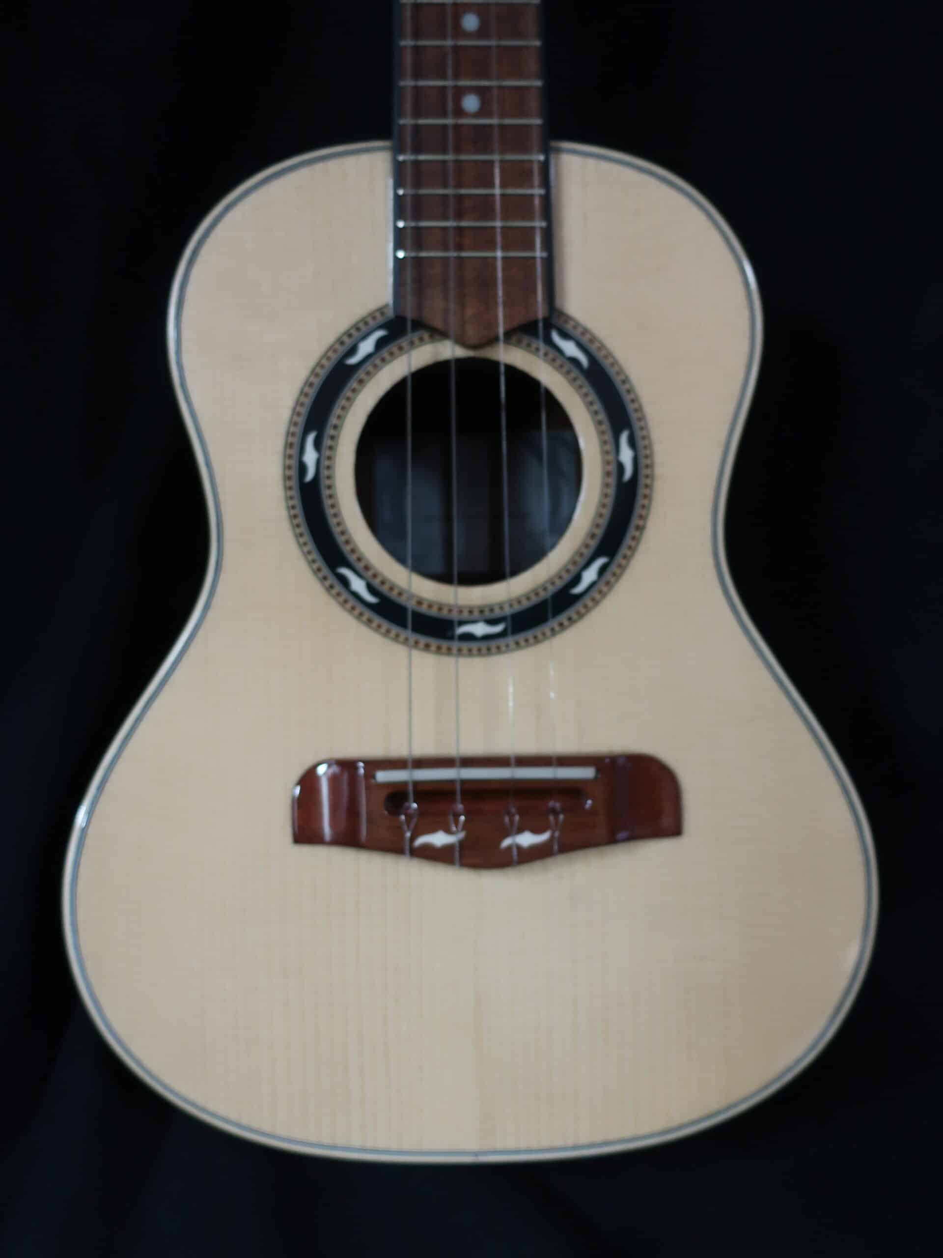 Cavaquinho Brésilien APCBR130 1