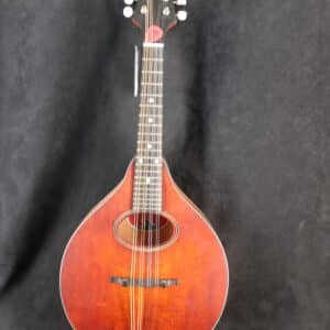 Mandoline Eastman ovale PCHM104 en housse matelassée