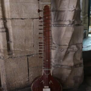 Sitar indien années 80 en état de jeu