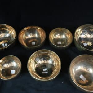 Set de 7 bols planétaires martelés de qualité